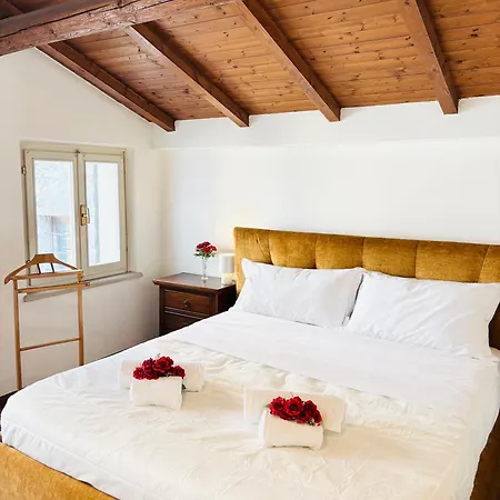 Living Apartment *