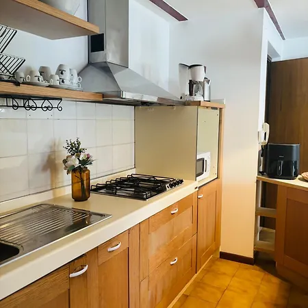 Living Apartment *